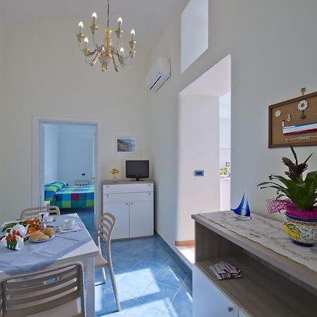 Blu Rose Apartment Амалфи Екстериор снимка
