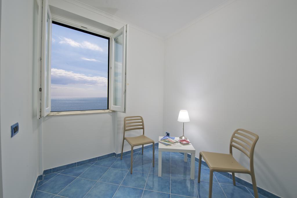 Blu Rose Apartment Амалфи Екстериор снимка